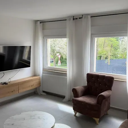 Workhome A2 Zu 6 *